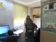 Agentes de la UCO registran el domicilio, en Barcelona, del presunto cabecilla de la red de ciberdelincuentes desmantelada en la Operación 3Coin.